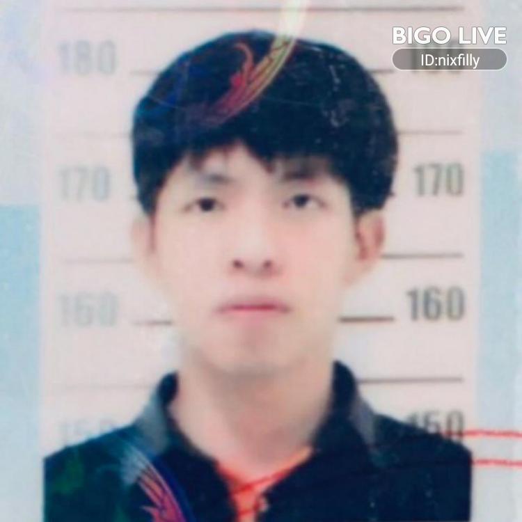 Ven y ve el live de 🅥🅡➽иιxfillý･✿ en #BIGOLIVE: หวัดดีฮับพรี่ 🧸   bigo.tv/sid/2100891477…
slink.bigovideo.tv/3SzhjK