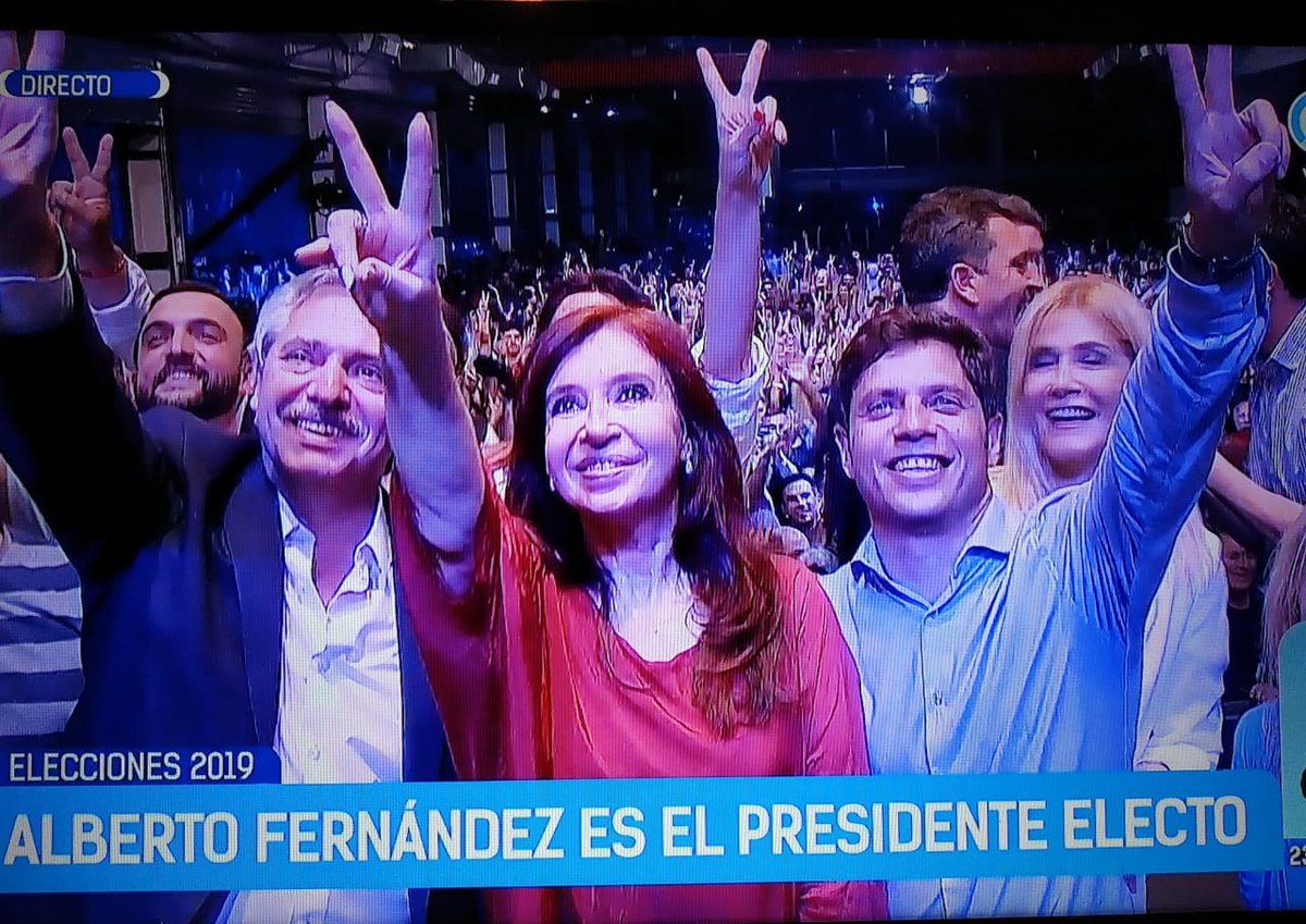 MarielBoyne's tweet photo. Veo que Cristina Kirchner es Tendencia, y me viene a la Memoria esto! 😉✌❤
Gracias Por Tanto. https://t.co/B0FGZPck8e