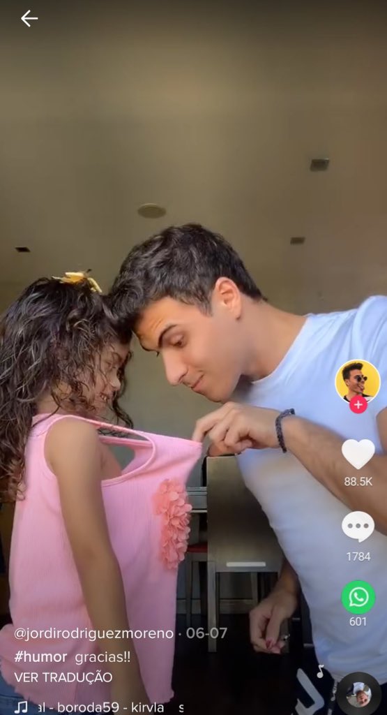 Humor pedofilo en tik tok