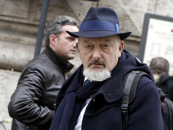 Da un melo non può nascere un pero... #fatture#bancarotte#insidertrading🇮🇹