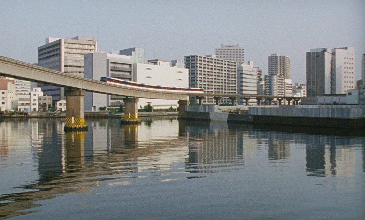 TokyoMillBot's tweet image. 誰も知らない (2004)