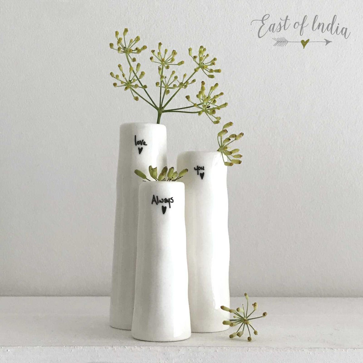 Our new vases are 'bloomin' good! 🌿 They can either hold flowers or be used as decorative ornaments. They look fabulous wherever they're displayed! #vases #ceramicvases #eastofindiauk #wholesalegifts