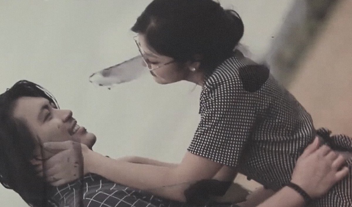 chikulikk's tweet photo. Find someone who look at you like I look at him. He’s my whole damn Universe ❤️ https://t.co/n9LmrdmSNH