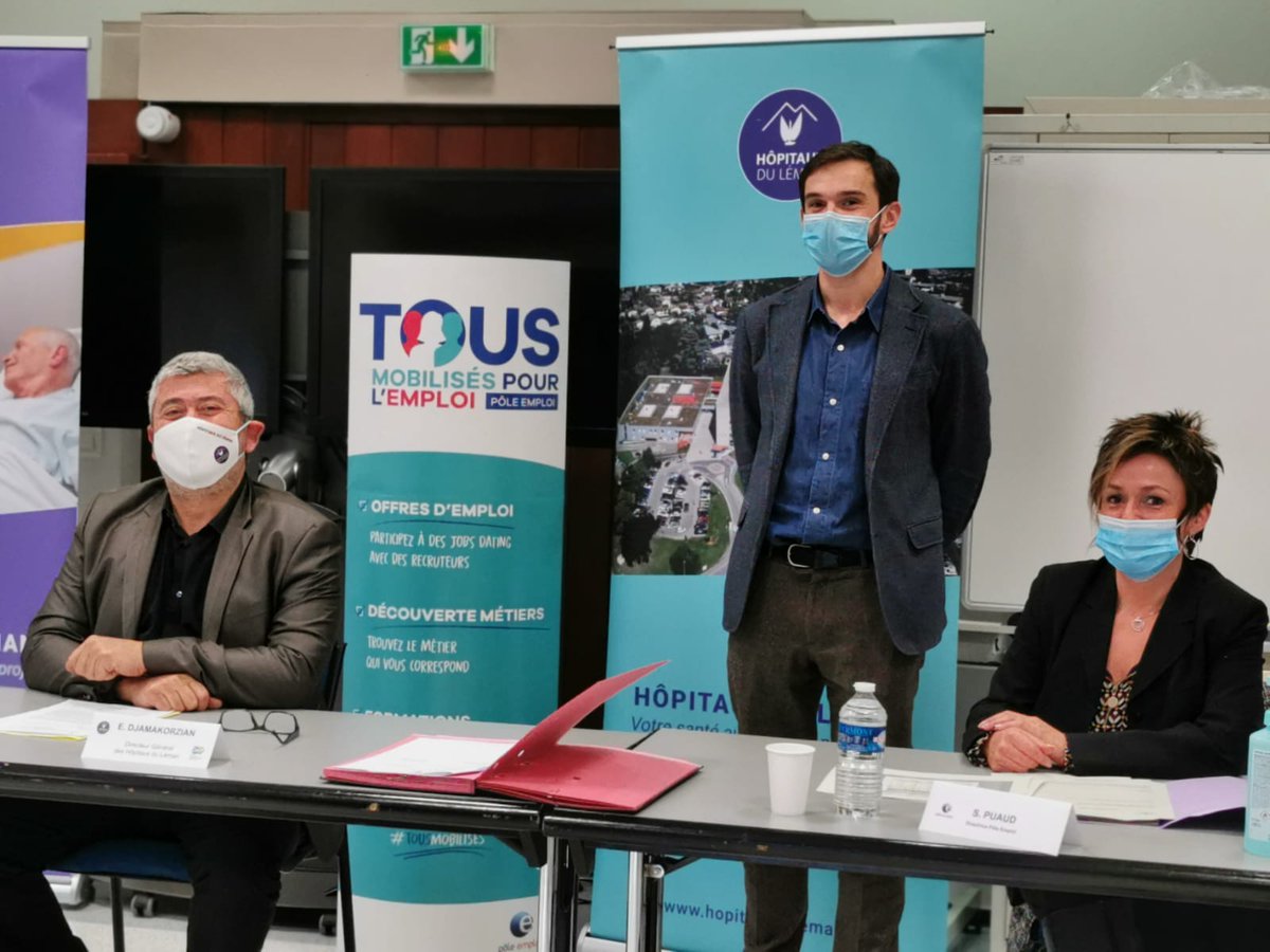 TISSERANDMASSAR's tweet photo. [🔴LIVE] #PoleEmploi #Thonon et @hopitalthonon sont en train de signer une convention de partenariat pour concrétiser leur collaboration pour optimiser les #recrutements au sein de cet établissement 🏥
#AvecPoleEmploi #TousMobilisés https://t.co/VwRSciPMs0