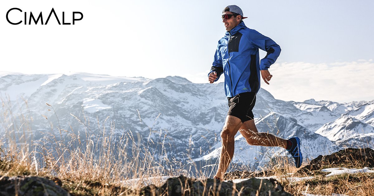 Running_Club's tweet image. Pour trailer en hiver, il faut savoir défier les éléments ! 🥶
Froid, pluie, vent ... 
L'un de nos membres a testé en exclusivité la nouvelle veste de trail @cimalpofficial 😃

Découvrez ses impressions
👉  bit.ly/2XFLcuP 

#test #trail #running #RunningClub
