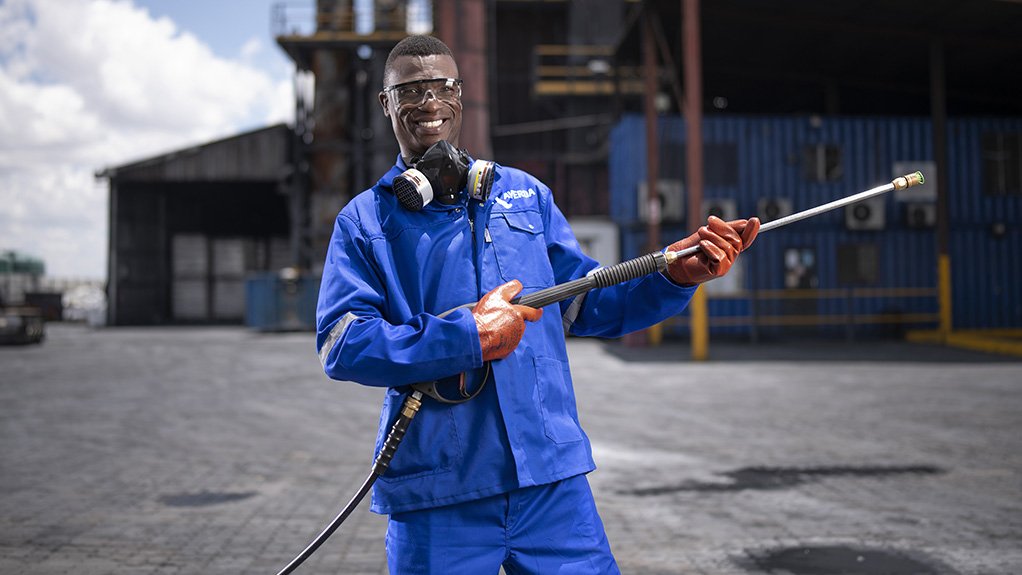 swagefast's tweet photo. Waste management sector ready to deal with vaccine-related waste, says #Averda   #swagefast #covid19 @averda @averda @Averda  https://t.co/DuWBRSsiO1 https://t.co/4DMCr3FBL1