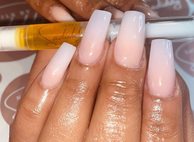 sadiddyyyy's tweet image. Hey ya'll as you may know, I am a Boston Nail Tech (7 months in) and also own a nail care line. A simple retweet could help me continue to grow my business🤎