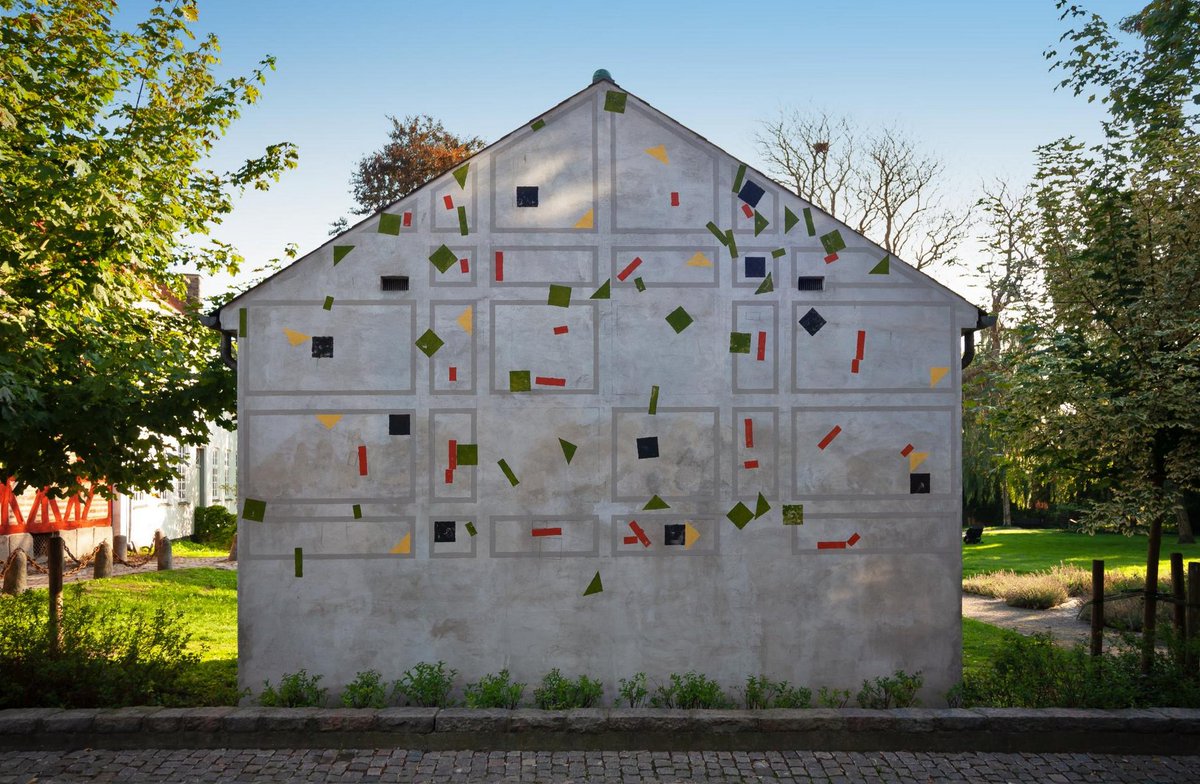 art_holbk's tweet photo. Holbæk Art er klar til at belyse endnu tre værker!
Caged Flowers af Martin Aagaard Hansen.
Free Confetti af Mette Winckelmann.
Og så arbejdes der på et tredje værk, som muligvis bliver Ballad of Living and Dying af Astrid Svangren.
Læs mere her: https://t.co/jCuJj4fgCq https://t.co/XtUzSfh9qM