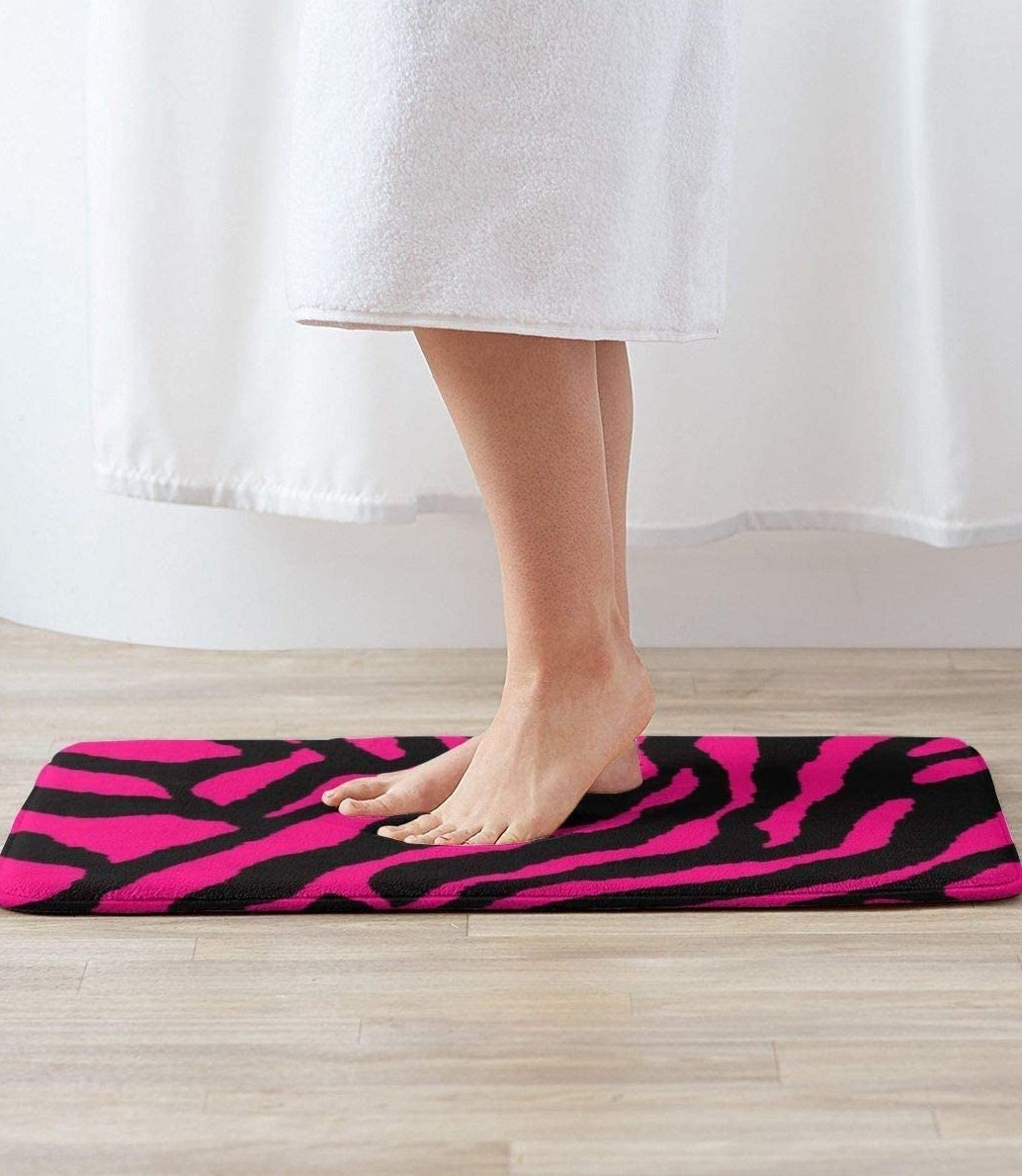 THREAD : Nadine Morano as a paillasson 