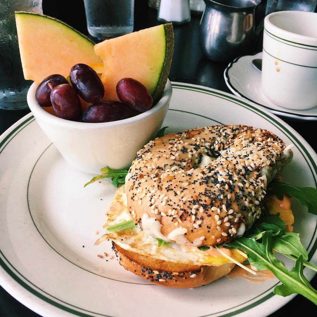 Yum, everyone. It's #NationalBagelDay, and that's everything! Check out this everything bagel from The Grit. You can also get your bagel on at <a href="/idealbagel/">Maks Jonczyk</a> or @athensbagel. [ 📸 : IG @nina_carbdashian]