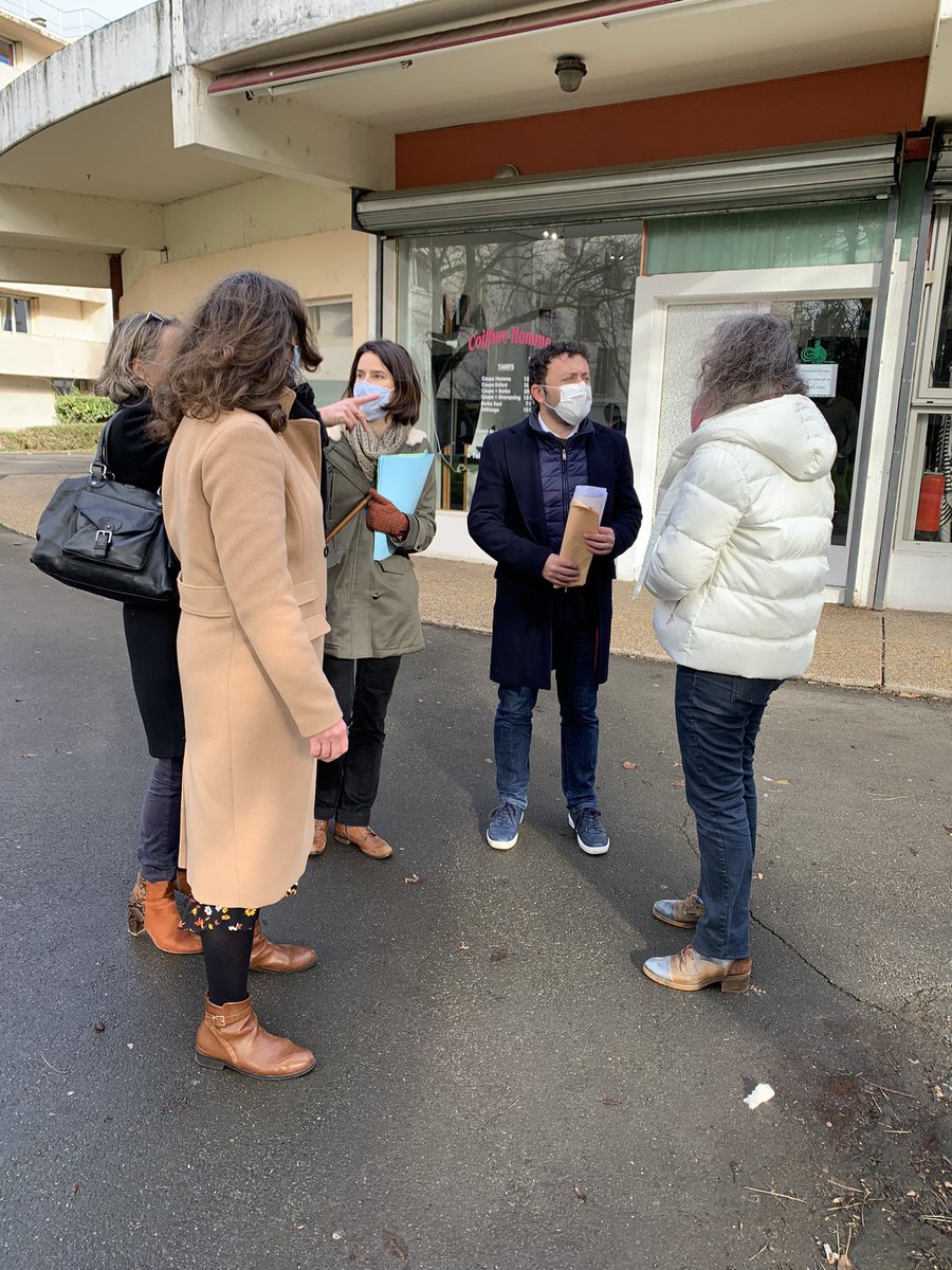 CognardGaetan's tweet photo. Visite du quartier politique de la ville Val d’Aran sur @Colomiers31 de @TlseMetropole. Merci à @KTravalMichelet et @lcasalis de l’accueil et la présentation in situ du projet de rénovation urbaine pour améliorer le quotidien des habitants  #alteal infos➡️ https://t.co/bIyGrnzEKp https://t.co/KfTqCAPtvM
