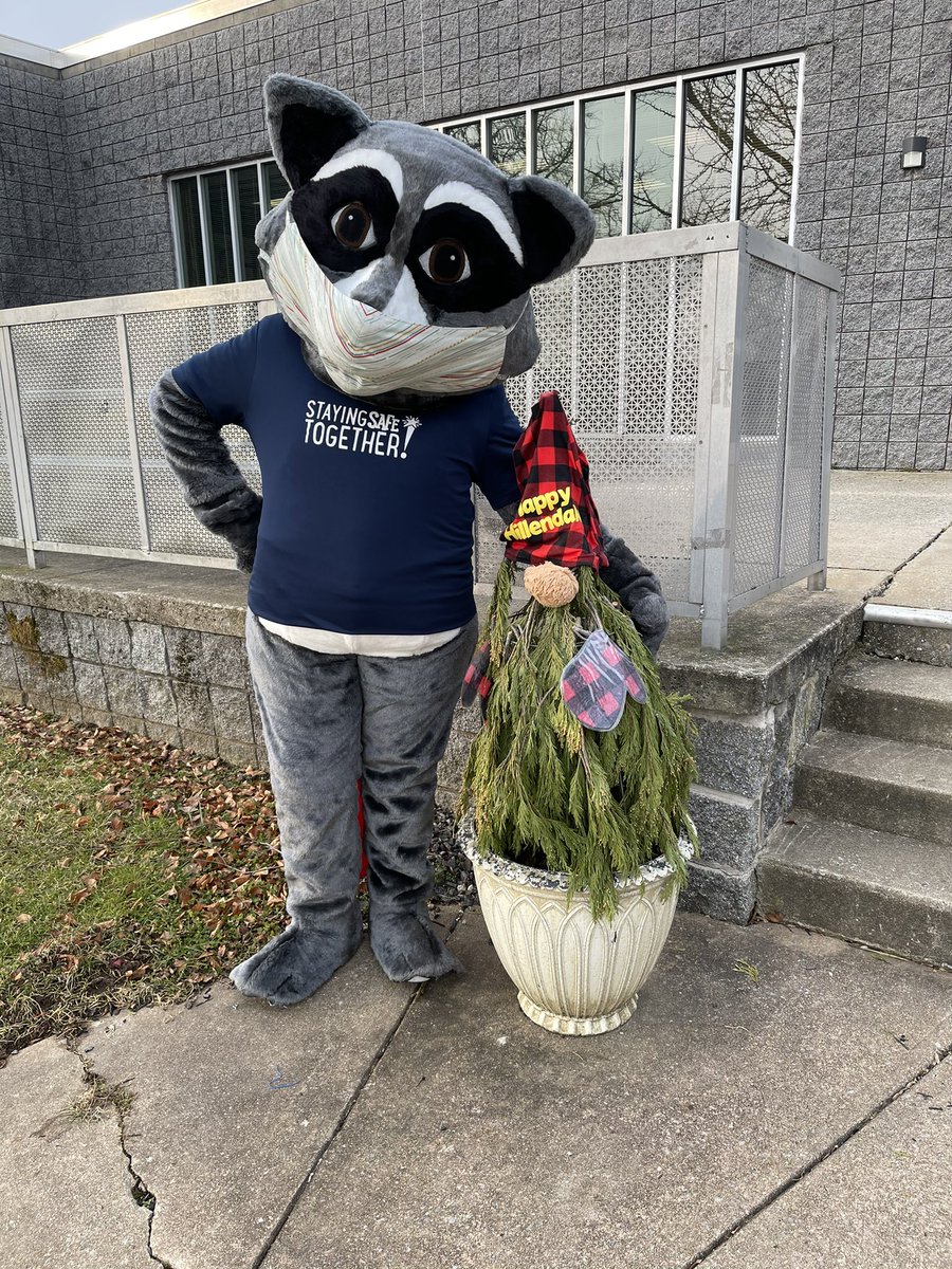 #HappyFriday #HappyHillendale @HillendaleUCFSD