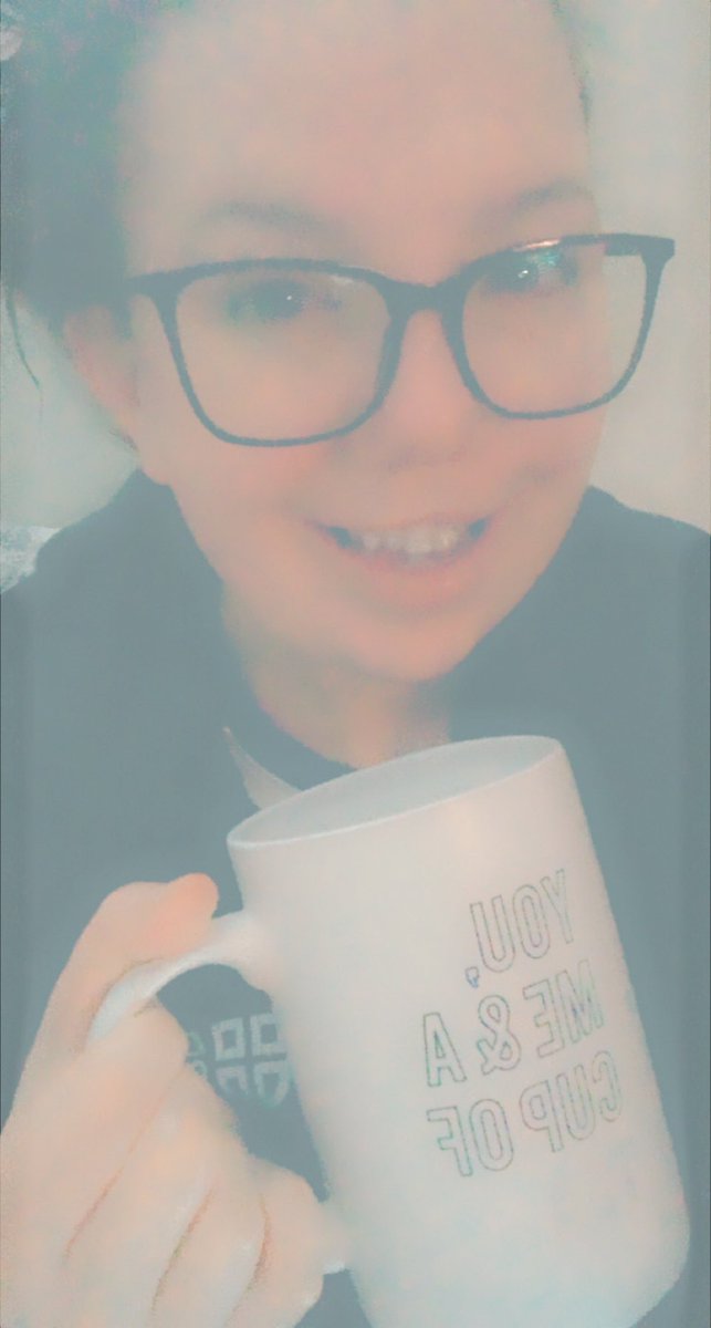 kendeer11's tweet photo. Still waking up, coffee in bed ☀️☕️ #fridaysoff #coffee #cozy #watchingstreams #itsagooddaytohaveagoodday https://t.co/Qi5dm4wWsv