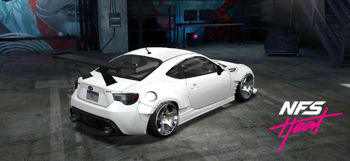 SuperZonbikun12's tweet photo. グレハンneo風BRZ
#NeedforSpeedHeatstudio https://t.co/H0d0EAybZ4