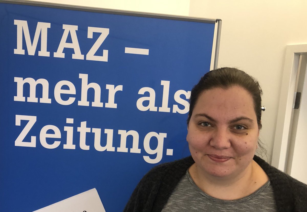 Henry Lohmar (@henry_lohmar) on Twitter photo Freue mich sehr, dass meine tolle Kollegin <a href="/stephi_philipp/">Stephanie Philipp</a> von heute an in neuer Funktion - als Leiterin Audience & Content Development - bei <a href="/maz_online/">Märkische Allgemeine</a> tätig ist. Das wird gut, Stephi! Freue mich sehr, dass meine tolle Kollegin <a href="/stephi_philipp/">Stephanie Philipp</a> von heute an in neuer Funktion - als Leiterin Audience & Content Development - bei <a href="/maz_online/">Märkische Allgemeine</a> tätig ist. Das wird gut, Stephi!