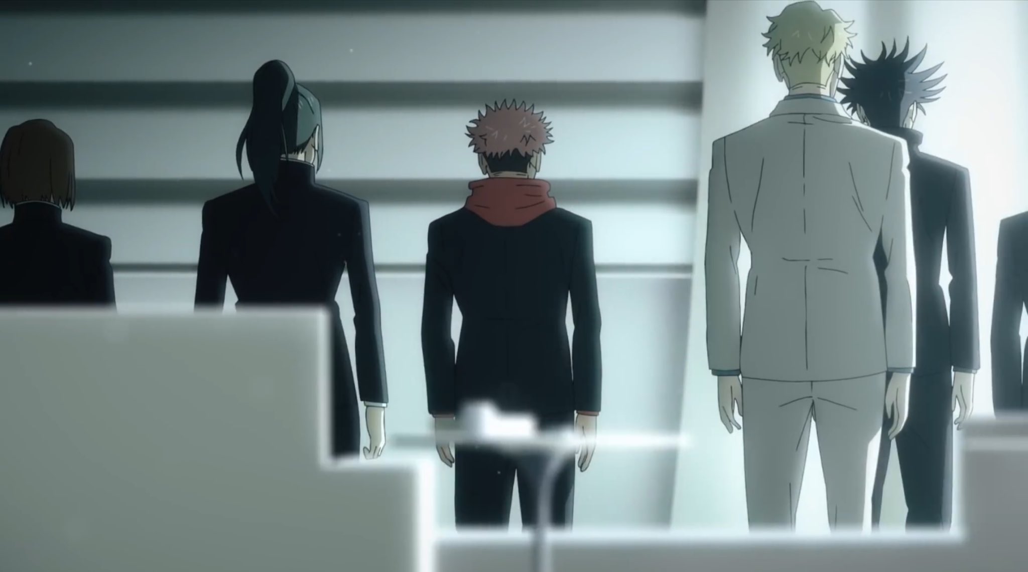 ぼつ 呪術廻戦 新オープニングを延々と見てるんですが もう凄すぎて 眠れないよ ナナミンこと七海建人の違和感 なにこれ 葬儀的なアレで線香の煙の描写もありつつ ナナミンだけ え え 呪術廻戦14巻読んだあとに見ると すんごい 色々とざわついてしまうん