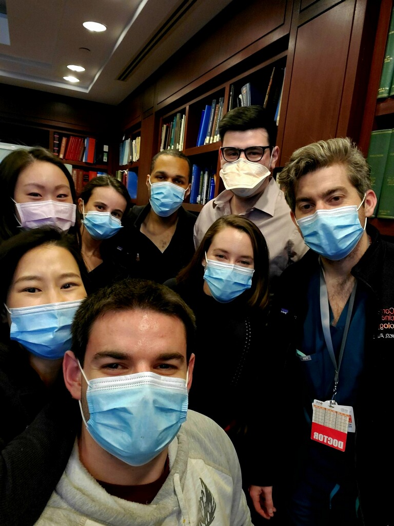 It doesn't happen often, but this week ALL of the neuro interns <a href="/WCMCNeurology/">Weill Cornell Neurology</a> were able to meet #FutureNeurologist applicants and celebrate a very special birthday!  <a href="/AlexandraNeeMD/">Alexandra Nee</a> <a href="/neuro_mdpharmd/">Don Langan</a> <a href="/stepoh/">Stephanie Oh</a> 
#BirthdaySong4Song #NeuroTwitterNetwork @NMatch2021