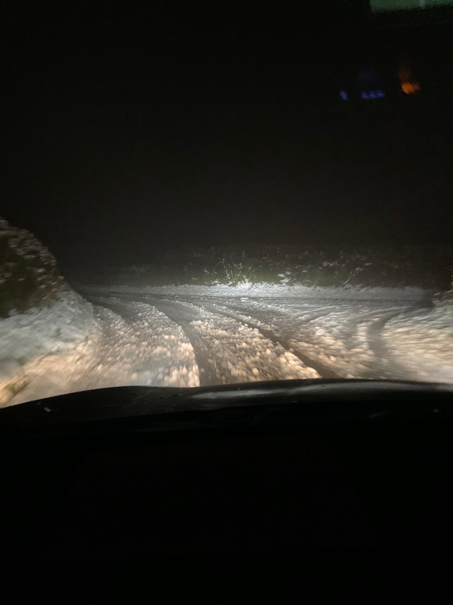 What’s a bit of bad weather in a pandemic the reality of working nights in the snow for the Bassetlaw Urgent Care Service great team work last night supporting our district nursing colleagues 😃