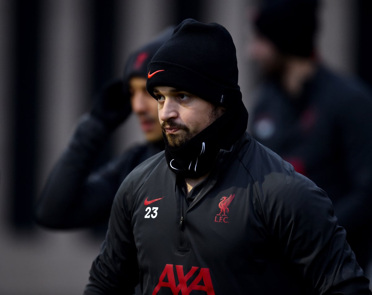 LFC's tweet photo. Back to it, Reds 👊🔴

Pre-#LIVMUN training 💪 https://t.co/i1a74XRnaA