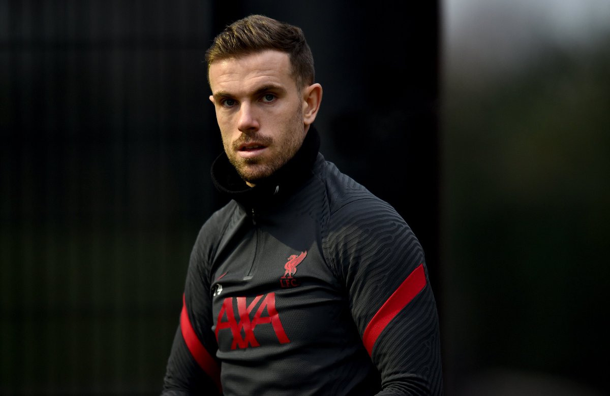 LFC's tweet photo. Back to it, Reds 👊🔴

Pre-#LIVMUN training 💪 https://t.co/i1a74XRnaA