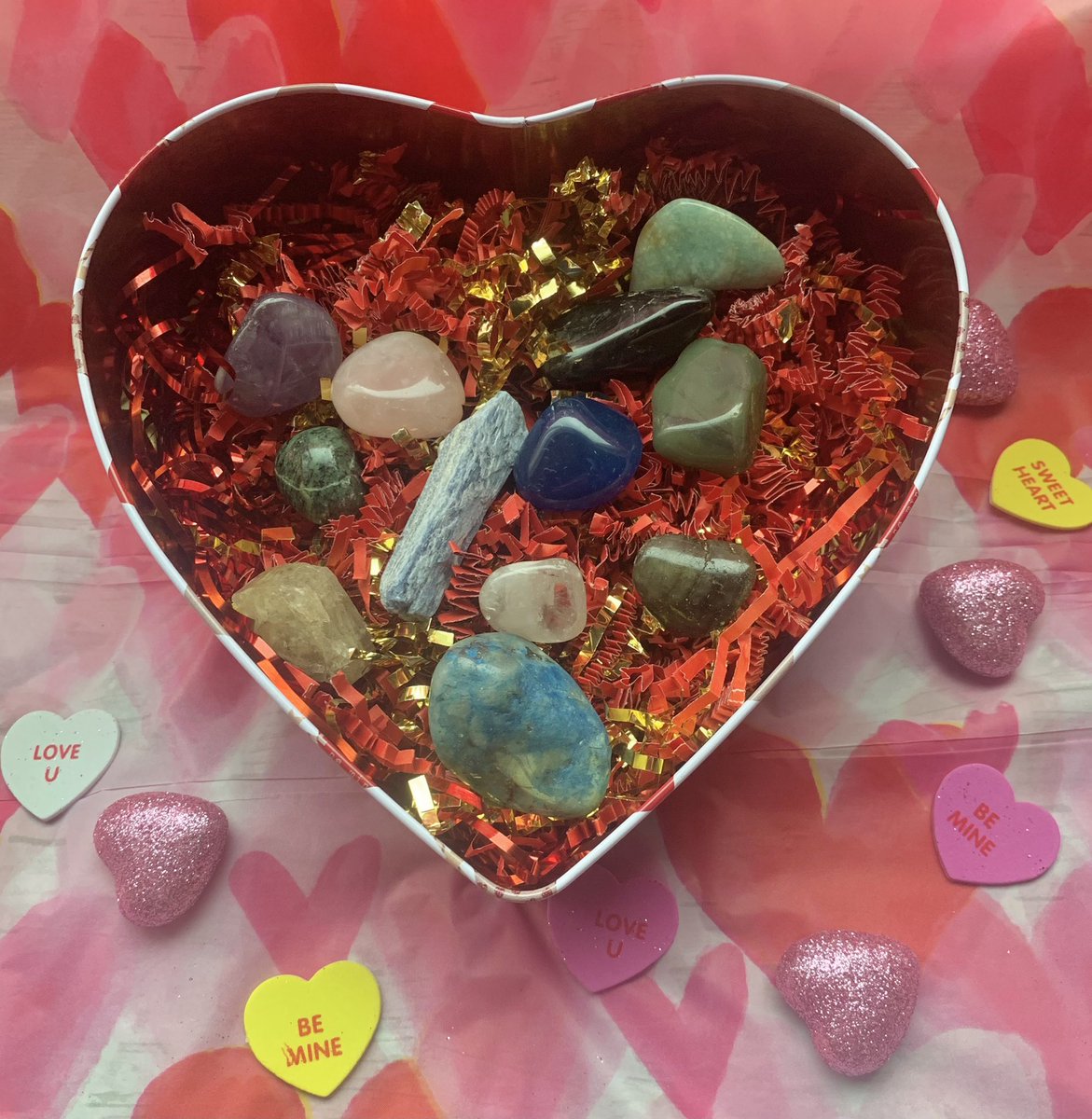 Mysticlagom Back Better Crystal Heart Boxes Each Box Includes A Wide Variety Of Crystals A Small Summary Of What Each Crystal May Be Used For T Co Ghofwxia1l
