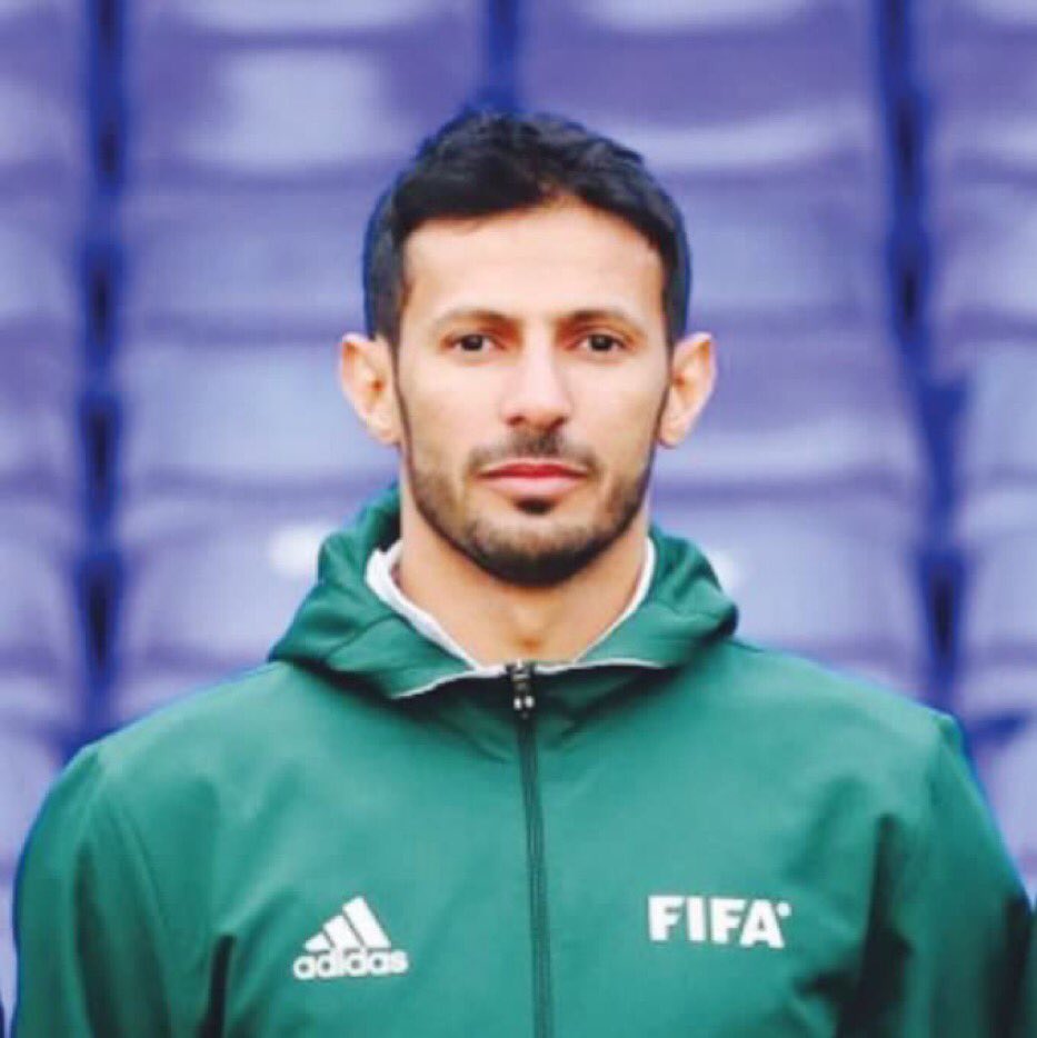 k_halid17's tweet image. من يتفق انه افضل حكم سعودي حاليا لايك عطونا اقوى لايك❤️❤️😍