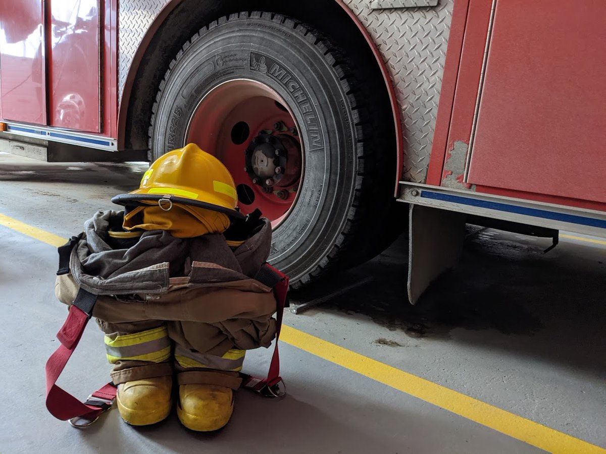 Hache_TML's tweet image. Partir en plein milieu de la rédaction d&apos;un document d&apos;analyse fonctionnelle pour aller sur un call d&apos;incendie de domicile. 🥰
#DoubleVie #Programmeur #Pompier