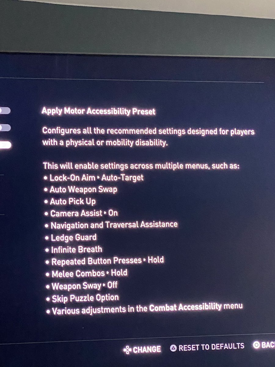 zestrogen420's tweet image. All games should have this...