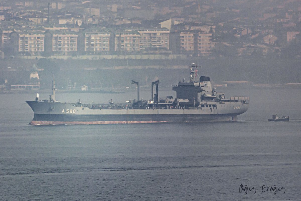 OguzEroguz1's tweet photo. #TurkishNavy #AkarClass oiler #TCGAkar #A580 https://t.co/HHfQUStLpt