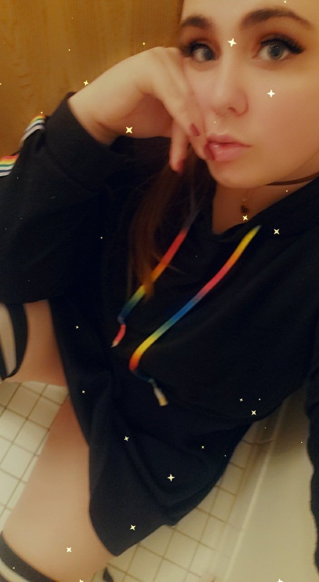 momo_the_avatar's tweet photo. Don't forget to sub to my OF. Link in bio. #plussize #plussizeonlyfan #plussizebeauty #ofgamer #onlyfan #ofgirl #onlyfangirl #onlyfansnewbie #ofstreamer #chubbygirl #chubbycheeks #checkmeout #cute #choker #softpunk #septumpiercing #lolitapunk #lolitaintraining #alt #altgirl https://t.co/dbdSPZpsoX