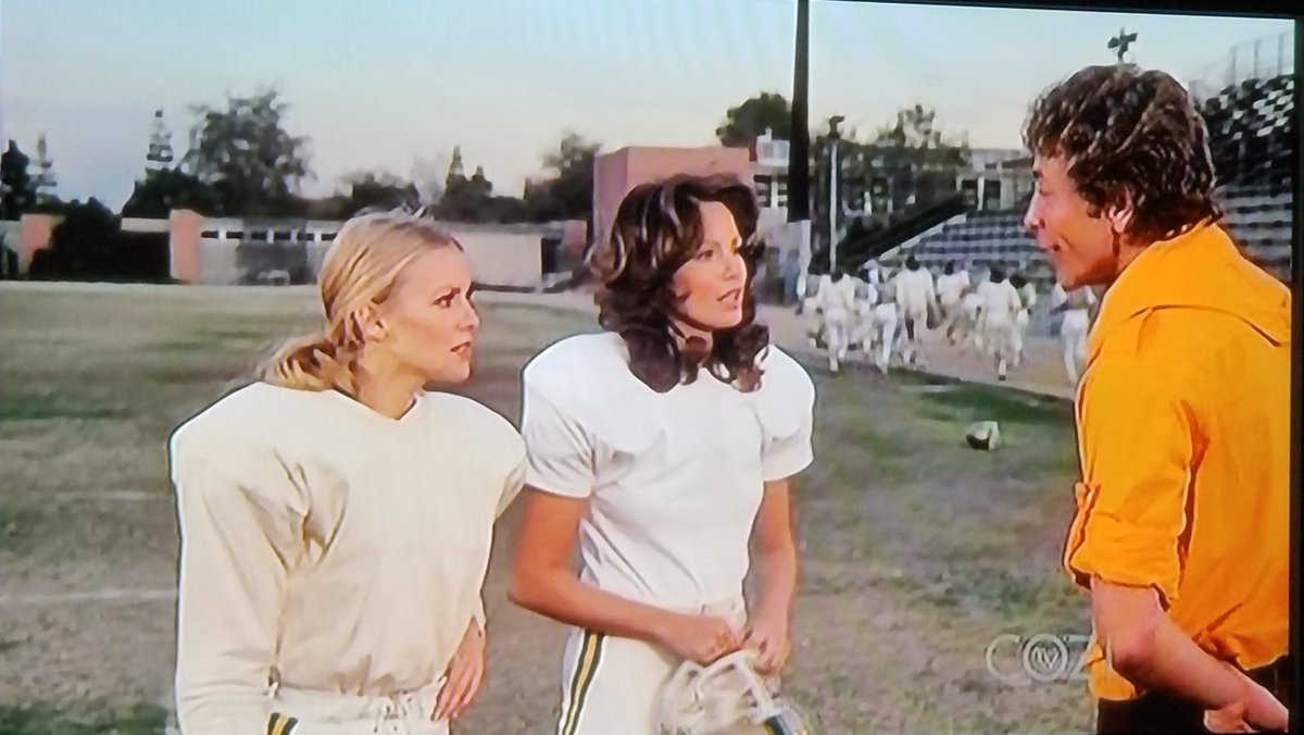 Otalia69's tweet photo. @realjaclynsmith #HappyFriday Angel, watched the #AngelsInTheBackfield episode of #CharliesAngels this morning...reminded me of my high school powder-puff days, did you play any sports in school? π #AskJaclyn https://t.co/zkkQFRilvp
