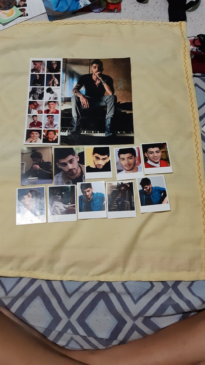 MusicLoja_'s tweet photo. Pessoal, estamos fechando a loja, como ainda temos muita coisa no estoque, decidirmos que iremos doar alguns kits
Para os interessados nos chame via DM. Entre os kits estão kit da 1D, Zayn e Yoongi (BTS). Unica coisa se será cobrado é o valor do Frete para o envio dos kits. https://t.co/FKgenJcV3c