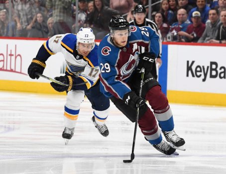 Bitsler's tweet photo. 🏒#ICEHOCKEY IS BACK - Sat 16 Jan 02:00 GMT - #NHL 🏒

It is time to check if you are good at prediction 😎🤑 ➡️https://t.co/8cKF0kJDuu

1️⃣Colorado Avalanche - 1.67
🏆WINNER
2️⃣St. Louis Blues - 2.22

Which team will win? 
Comment bellow ✍️

#odds #Bitsler #betonline #BTC https://t.co/0qVQwCvFy4
