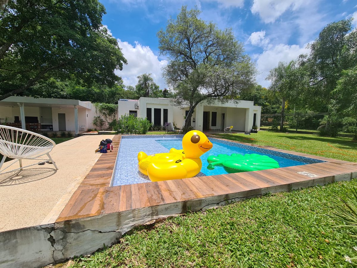 negrovazquez's tweet photo. Alquilo casa en San Bernardino 
Disponible de lunes a viernes durante enero, Febrero todos los dias libre ✨😎🌅
Alquiler por dia, fin de semana, por quincena y por mes .
Mas info al privado. https://t.co/HdVjUrNDvz