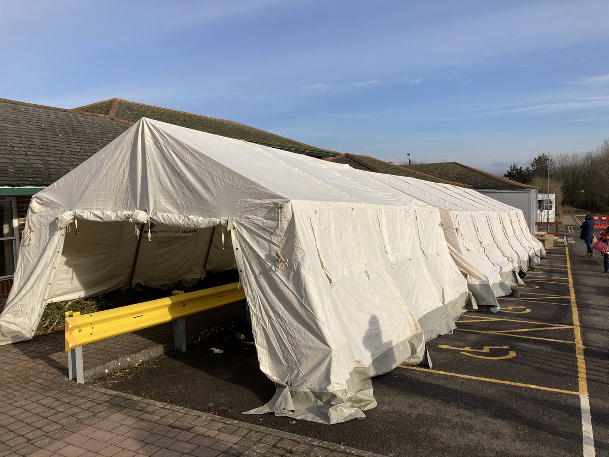 Weymouthsouths1's tweet image. Supporting the Covid Vaccination at Dorset County Hospital by lending our Scout marquees from Weymouth South Scout Group so people queuing stay dry in the rain. @UKScouting @UKScoutsMedia @BearGrylls @Dorsetecho @SteveBackshall @TimothyKidd  @DrBrianMay @dorsetscoutscc