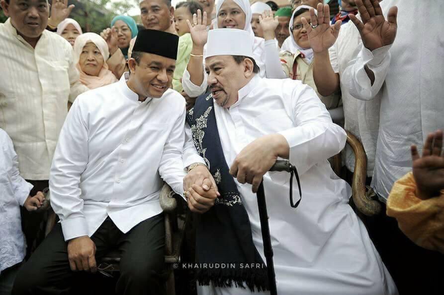 Innalillahi wa inna ilaihi raji'un. Duka kembali menyelimuti atas berpulangnya Habib Ali bin Abdurrahman Assegaf. Semoga Allah SWT menerima semua amal ibadah, serta mengampuni semua dosa dan kesalahan beliau. Al-Fatihah....