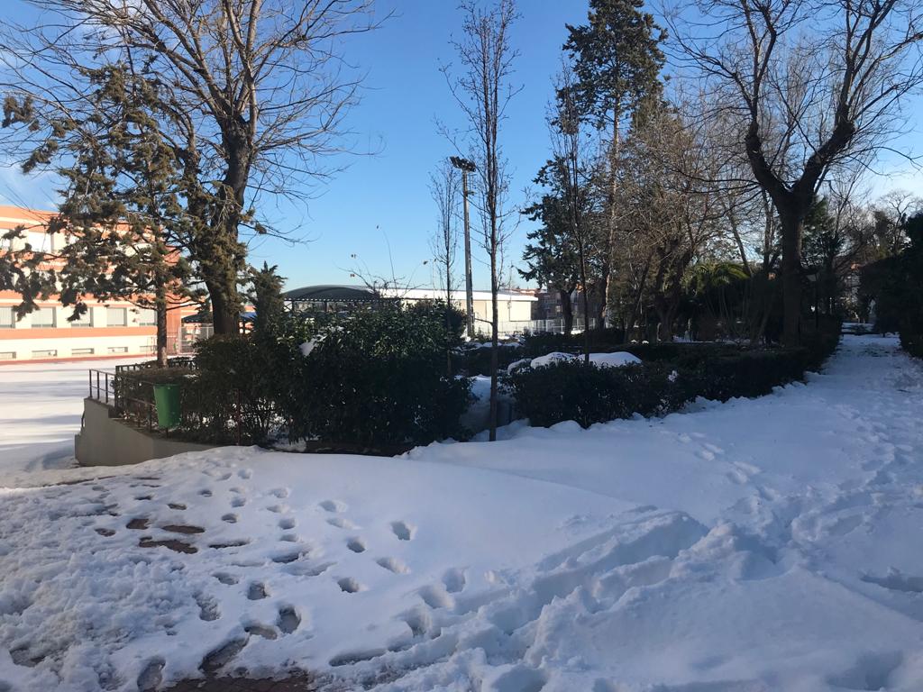 CJ_SCarabanchel's tweet photo. 🔴 COMUNICADO 

A pesar de los esfuerzos de los voluntarios, por la seguridad de todos y como recomiendan las autoridades, debido al temporal, este fin de semana no tendremos actividad.

Nos veremos pronto 🥶😁 https://t.co/FMfvJBro10