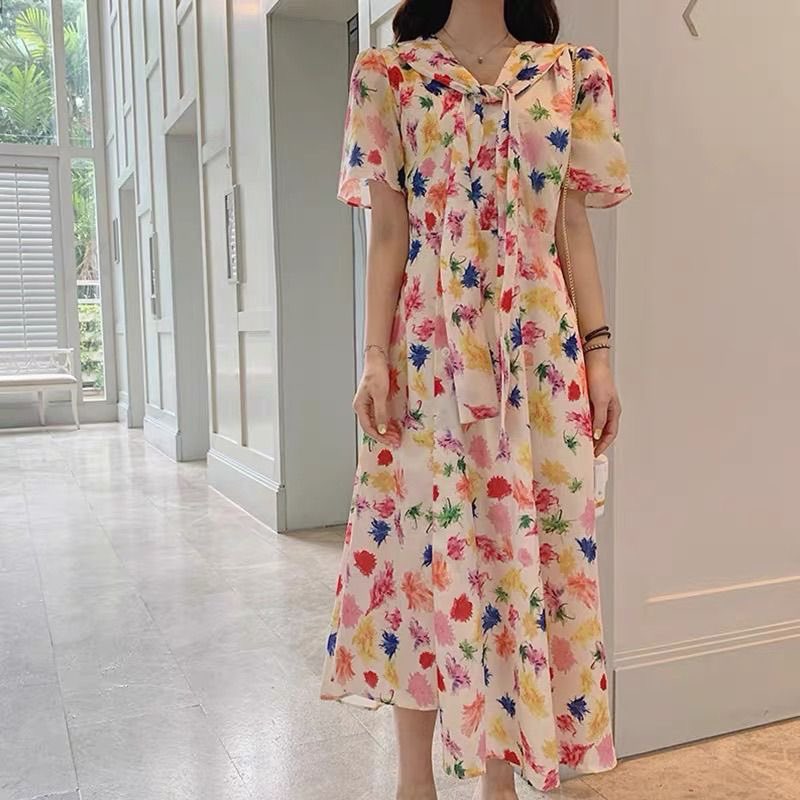 silyn_official's tweet photo. สินค้านำเข้า พร้อมส่ง 💚💘💛🧡💜💙
แม็กซี่เดรสพิมพ์ลายcolorfulสีสวยมากก 
ตัวนี้ที่ไหล่มีกระดุม ดีเทลติดสายที่ไหล่2ข้าง ผ้าใส่สบายค่ะ 
ขนาด อก-40" เอว-28" สะโพก-44" ความยาว46" 
ราคา 299.- ลทบ.30 ems.50 #silynofficial
#เสื้อผ้า #แฟชั่นผู้หญิง #เดรส https://t.co/FQiD9rK1S2