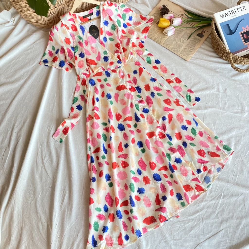 silyn_official's tweet photo. สินค้านำเข้า พร้อมส่ง 💚💘💛🧡💜💙
แม็กซี่เดรสพิมพ์ลายcolorfulสีสวยมากก 
ตัวนี้ที่ไหล่มีกระดุม ดีเทลติดสายที่ไหล่2ข้าง ผ้าใส่สบายค่ะ 
ขนาด อก-40" เอว-28" สะโพก-44" ความยาว46" 
ราคา 299.- ลทบ.30 ems.50 #silynofficial
#เสื้อผ้า #แฟชั่นผู้หญิง #เดรส https://t.co/FQiD9rK1S2