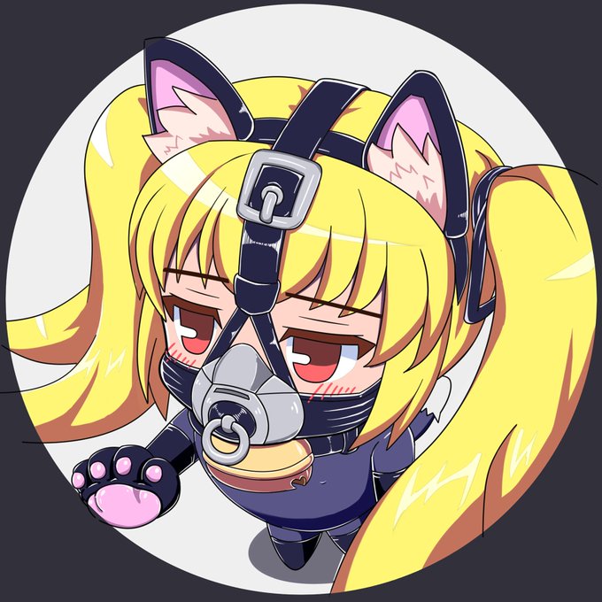 ツイッター始めた記念で自画像新しく描いていた一日でしたん。
デフォルメって描きなれてなくて、
思った以上にてこずったった…('A`)

デフォルメにラバースーツ着せてるってより幼くみえて危険風味ねw 