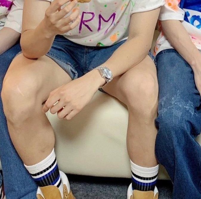 reposting this bcs I accidentally deleted the other one 