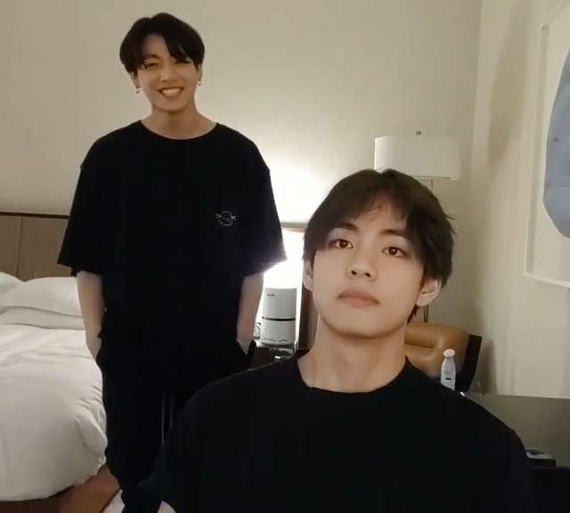 reposting this bcs I accidentally deleted the other one 