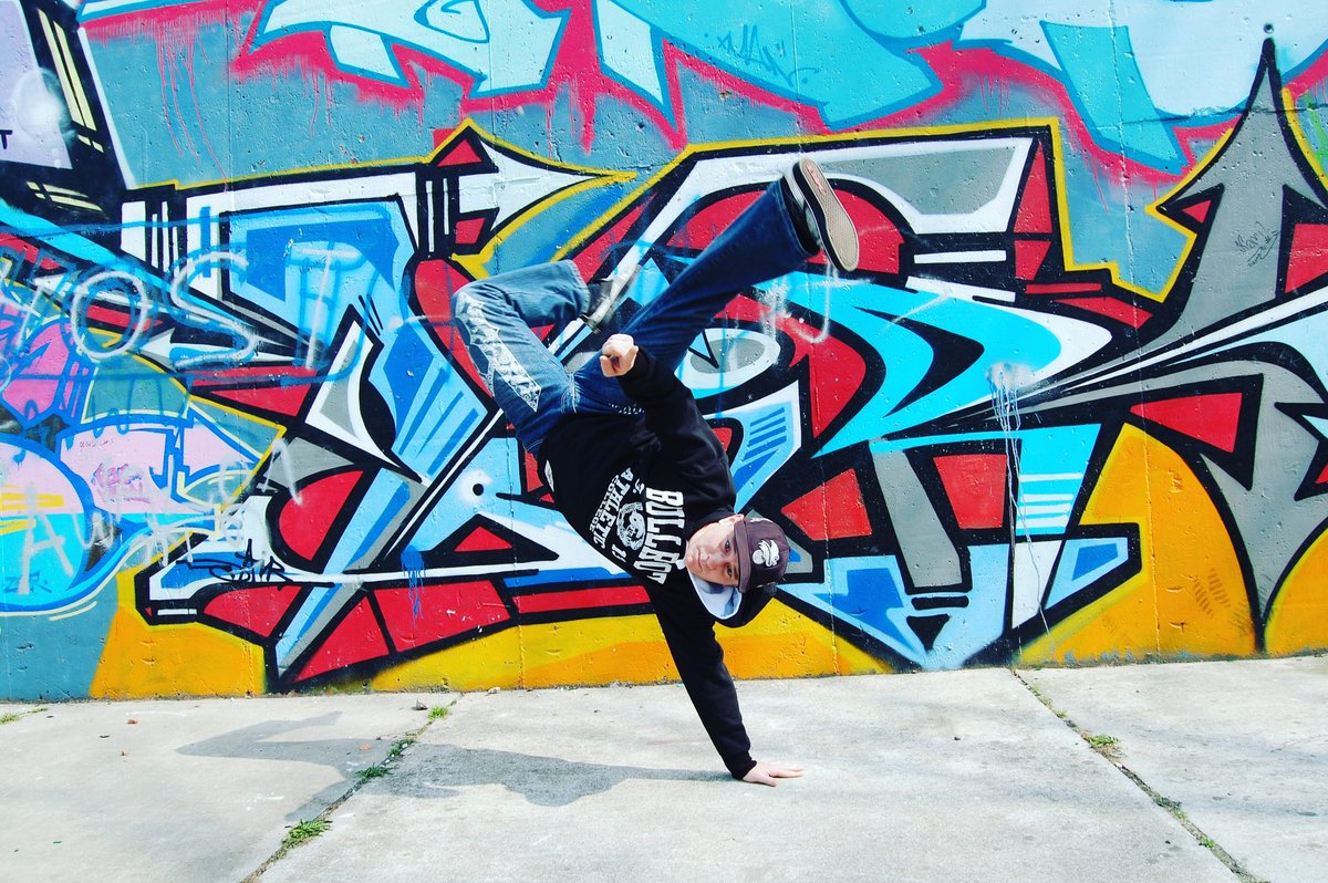 NMoH's tweet photo. T.G.I.F

#nmoh #hiphop #hiphopculture #oldschoolhiphop #graffiti #streetart #djing #Mixing 0 https://t.co/yOVhjRp8vJ
