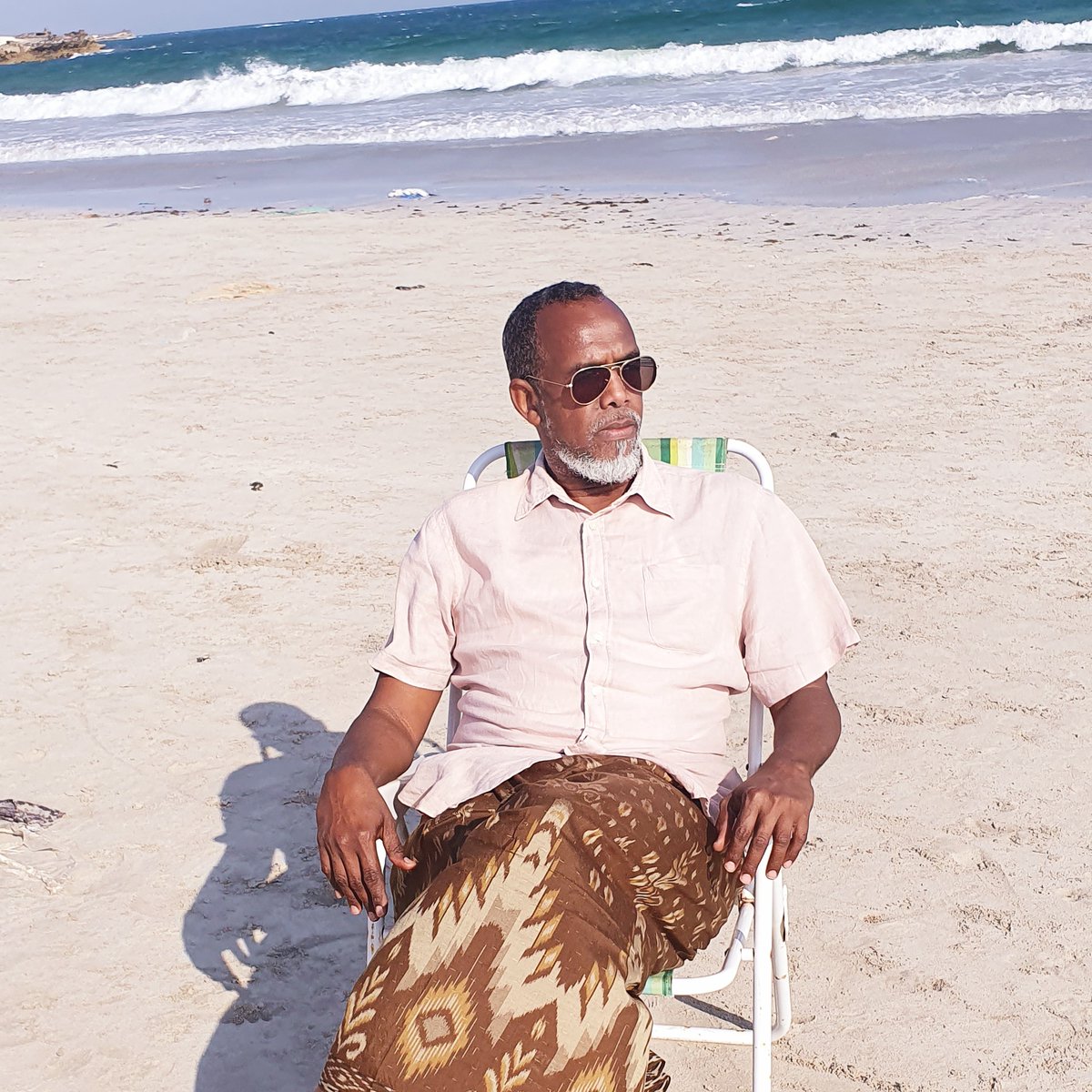 AmbAmerico's tweet photo. "Nature is the best medicine for serenity. Peace, calmness, stillness. It’s good for the heart.” This is our beautiful beach in #Kaaraan District #Mogadishu #Somalia. 

"Dalkaygoow dushaada waa barwaaqee,  dalkaygoow dabayshaadu waa udgoontahee." https://t.co/F0lJcpcxHQ