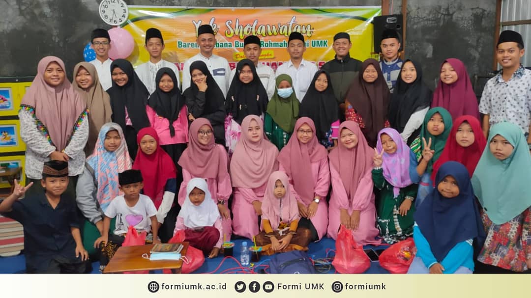 FormiUmk's tweet photo. Alhamdulillah, acara maulid nabi Muhammad ο·Ί di Ponpes Al Hasaniyyah bersama Grub Rebana Burjur Rohmah Formi UMK berlangsung dengan lancar.
Yuk sholawat! π
#formiumk https://t.co/5JFMjVzAQ5
