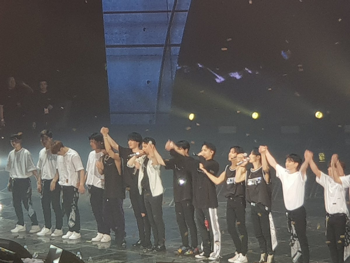 ImPLOY07's tweet photo. #7YearsWithGOT7 #7yearsWithIGOT7
＃갓세븐포에버_아가새는어디안가 https://t.co/fbsSmzuhub