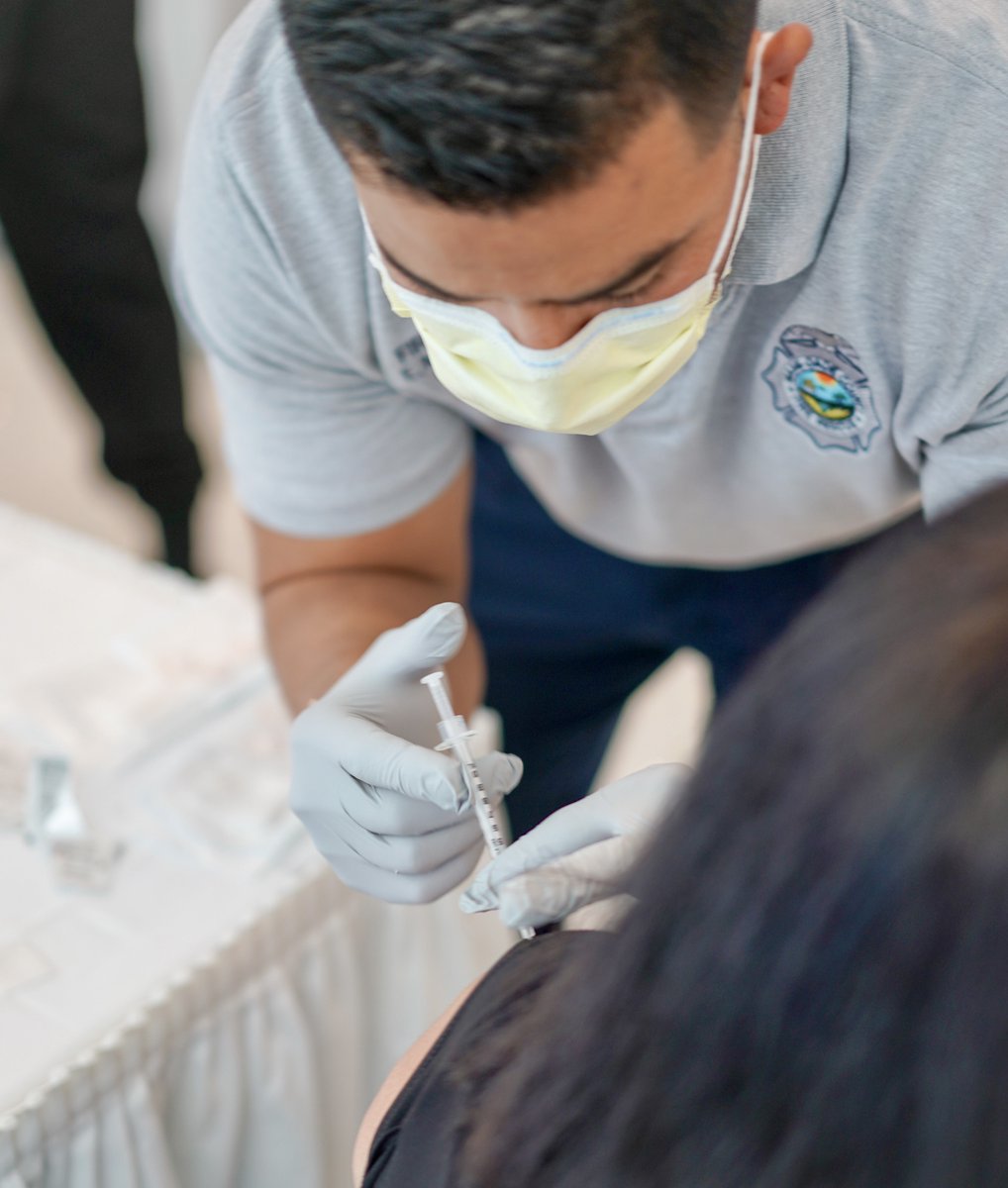 MiamiDadeFire's tweet photo. Under @MayorDaniella leadership, Miami-Dade County is working urgently to expand the available supply in our county so that all residents 65+ can quickly access vaccines – because getting the shot is vital in helping to ensure our community can continue to flourish. https://t.co/UihUA7zrgP