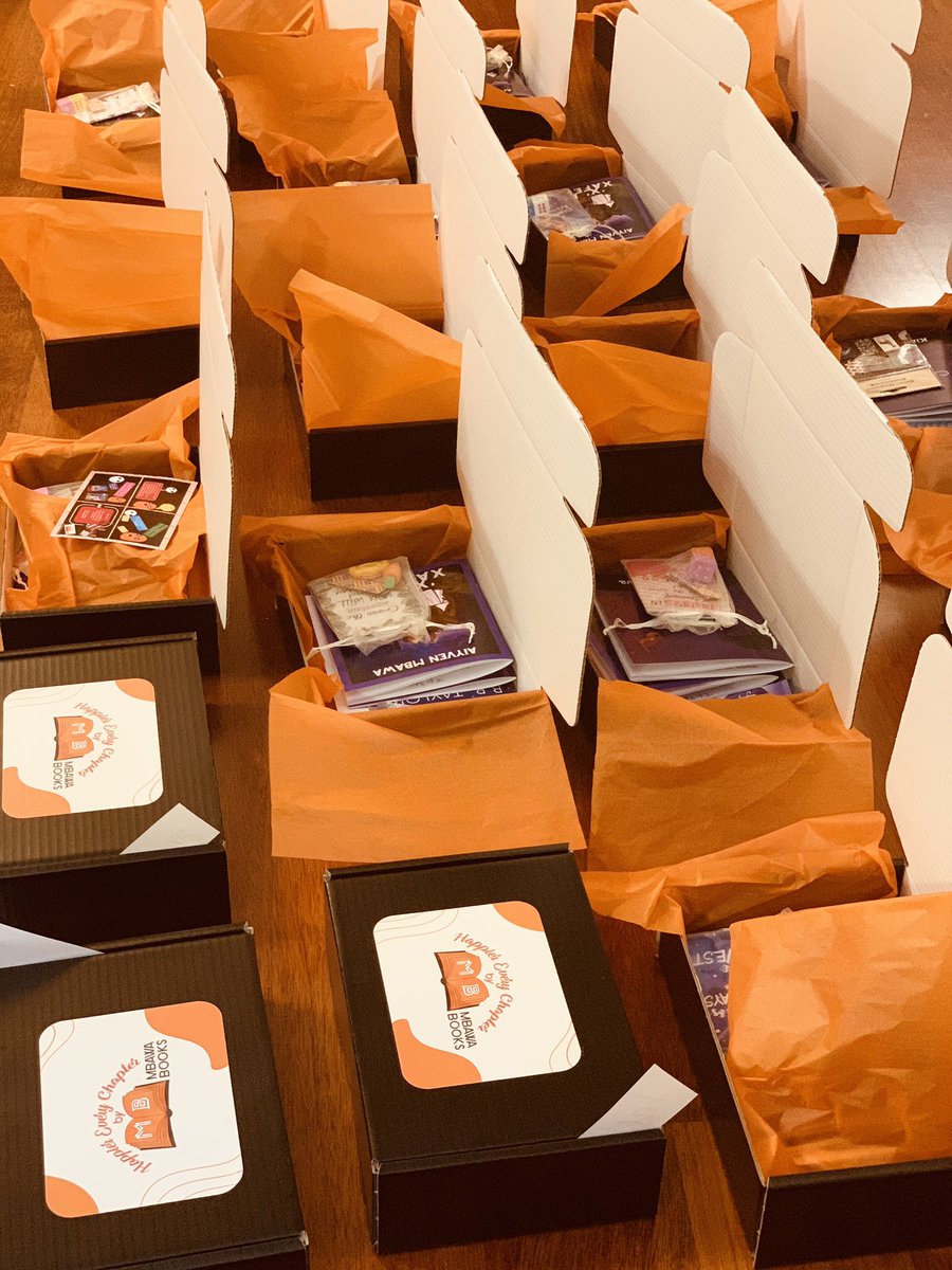 hpreverychapter's tweet photo. January Boxes landed or landing any day now! Your support has been phenomenal! 🙏❤️🙏
#mysubscriptionaddiction #kidssubscriptionbox #tweenbooks #mglit #ks2teacher #northamptonshire #daventry #yalit #fantasyadventure #mgfantasy #homeschool #writingcommunity #edutwitter #teachers https://t.co/N88UAnl70j