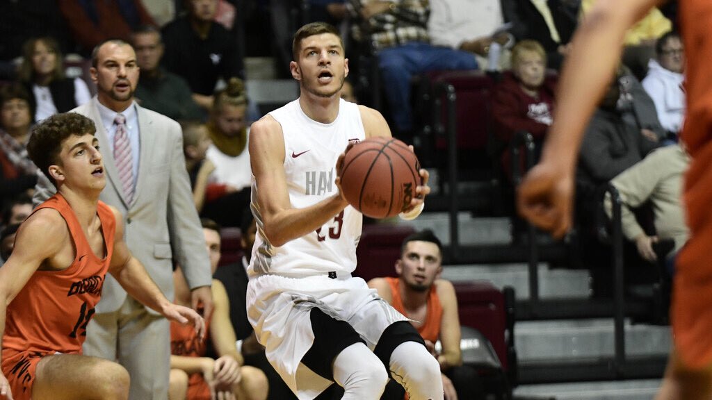 IUPCrimsonHawk's tweet photo. Senior guard Dylan Benton of @IUP_MBB is our Friday #HawkProfile! 

» Former walk-on played in 22 games and shot 52.4 pct. in 2019-20
» Had 9 pts and 6 reb in 22 minutes vs. Clarion
» Finance major from Bangor, PA 

🔗 https://t.co/fcZu5KL1W1

#TalonsUp https://t.co/4BnbaSaGSl