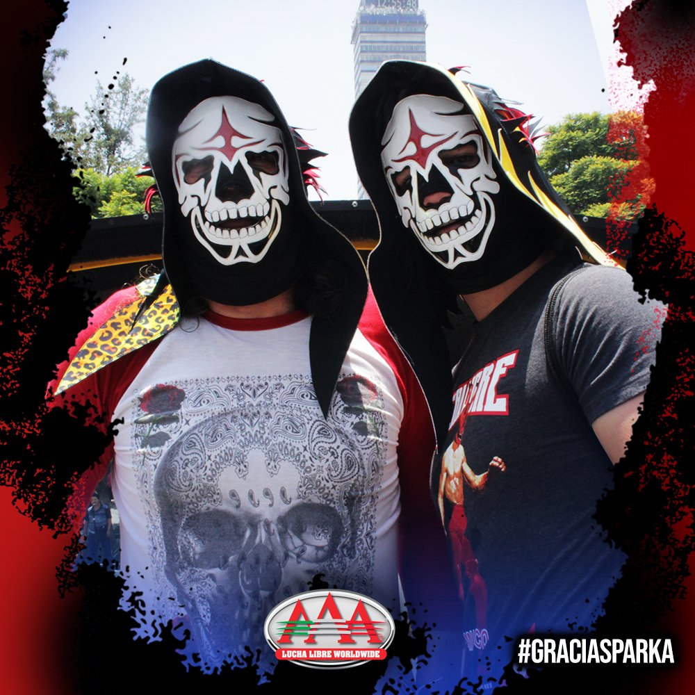 LuchaAAA_COL's tweet photo. La Parka vive en nuestros corazones 💀🖤 https://t.co/ZFarRXEnIW